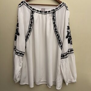 Chico's Women's White Novelty Popover Boho Contrast Embroidery Size 4
